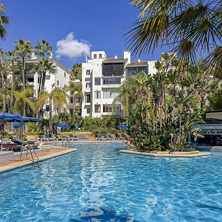公寓 Blukai And Pool With Private Parking