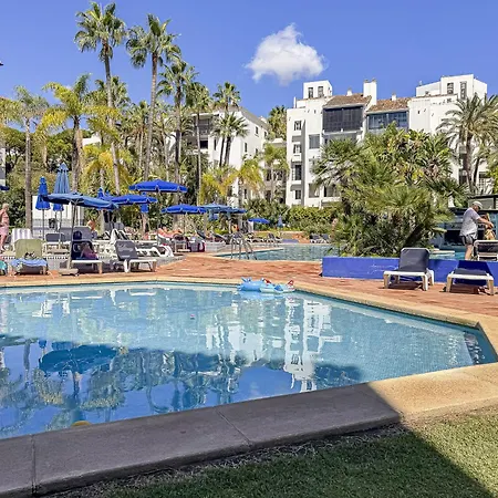 Blukai And Pool With Private Parking 公寓 *